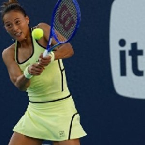 kaiyun·(中国)官方网站-红土本是优势赛道，郑钦文退赛斯图加特保分压力陡增，三线突围成唯一出路|罗马|WTA500|北美阳光双赛|伤病|赛季_新浪体育_新浪新闻